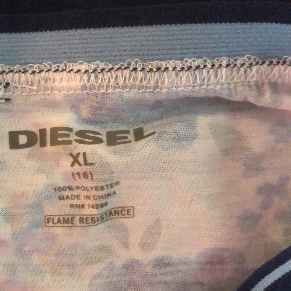 Diesel - Picture 3 of 4